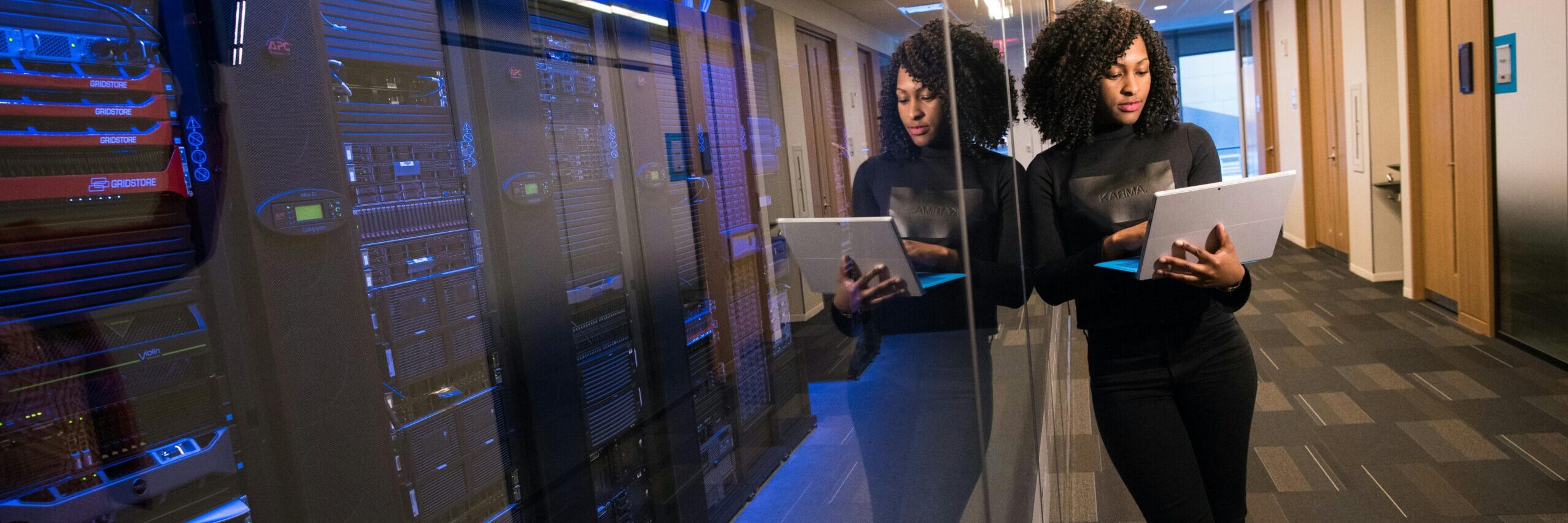 Image hover effect image